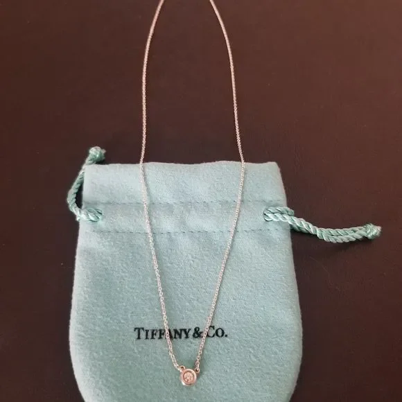 💙Tiffany & Co. Silver Necklace with Diamond Pendant🤍 - Picture 2 of 6